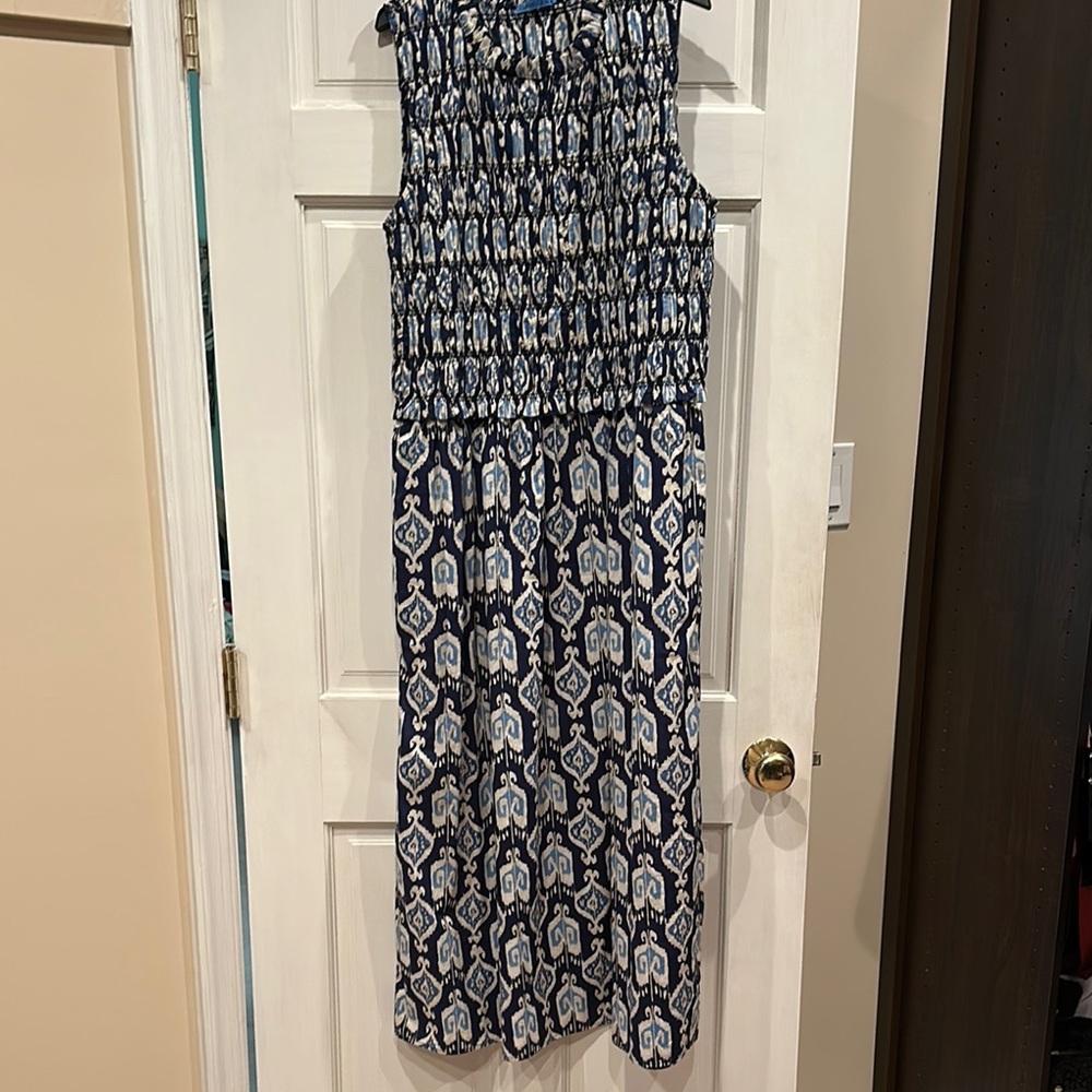 New J. McLaughlin Navy and White Patterned Sleeveless Maxi Dress